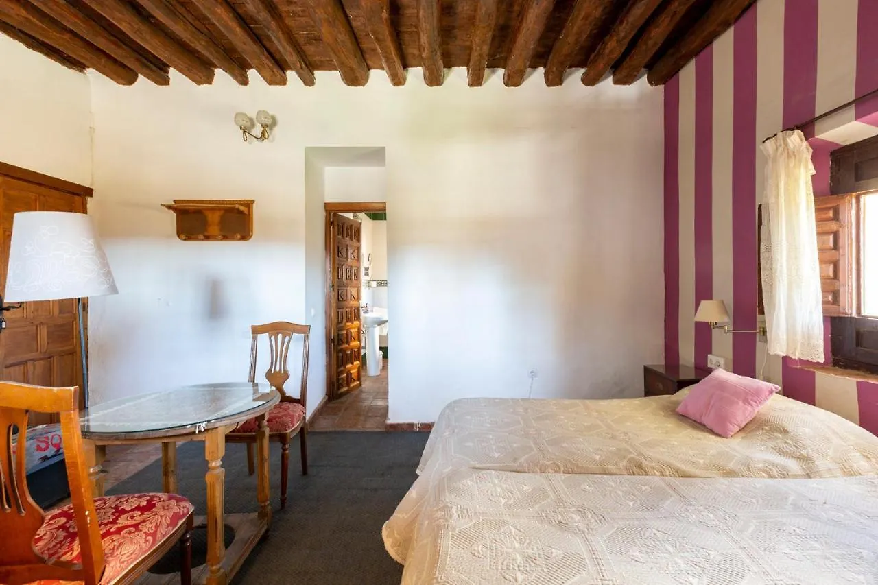 Country house Almazara De Paulenca Guest House