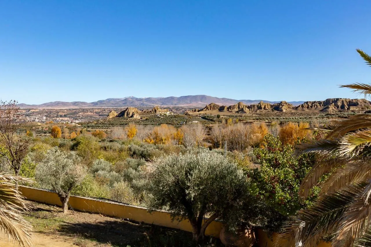 Almazara De Paulenca Guest House 0*,