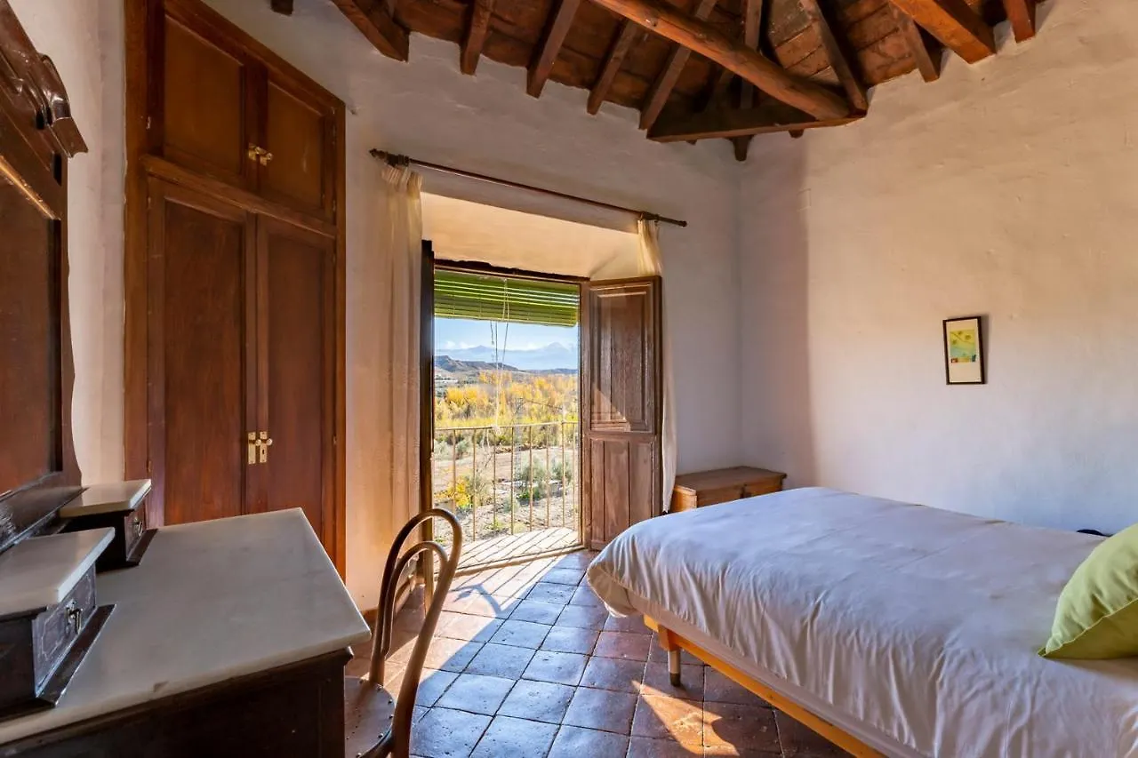 Almazara De Paulenca Guest House